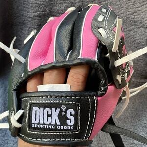 Dicks Sporting Good Ball Mit Right Hand‎ Throw Pink Black